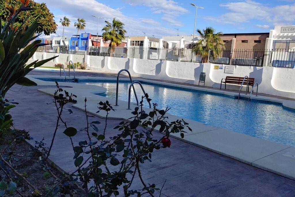 Precioso Apartamento Frente A La Playa Торе дел Мар Екстериор снимка