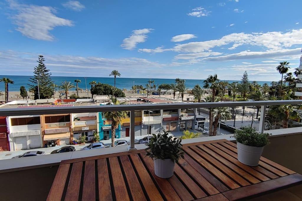 Precioso Apartamento Frente A La Playa Торе дел Мар Екстериор снимка