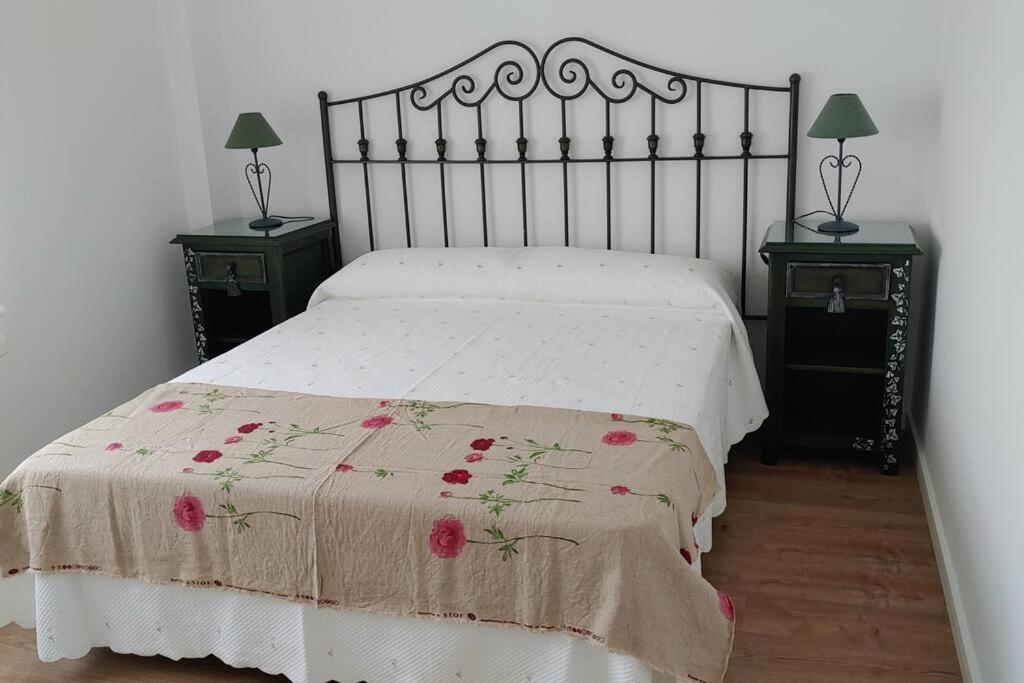 Precioso Apartamento Frente A La Playa Торе дел Мар Екстериор снимка