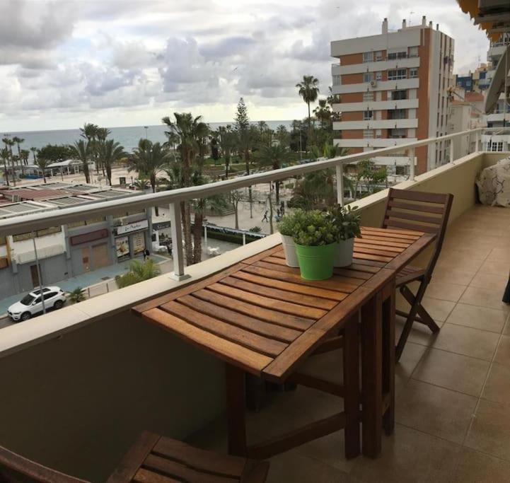 Precioso Apartamento Frente A La Playa Торе дел Мар Екстериор снимка